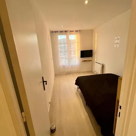 Spacieux 3 * Toulon