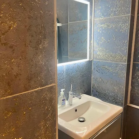 Apartment Spacieux 3 *