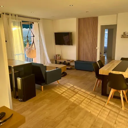 Apartment Spacieux 3